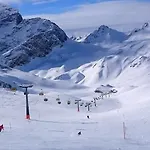 Chesa Ruinatsch 50 *