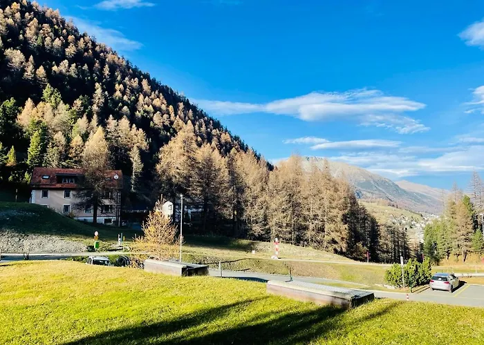 Chesa Ruinatsch 50 Апартаменты